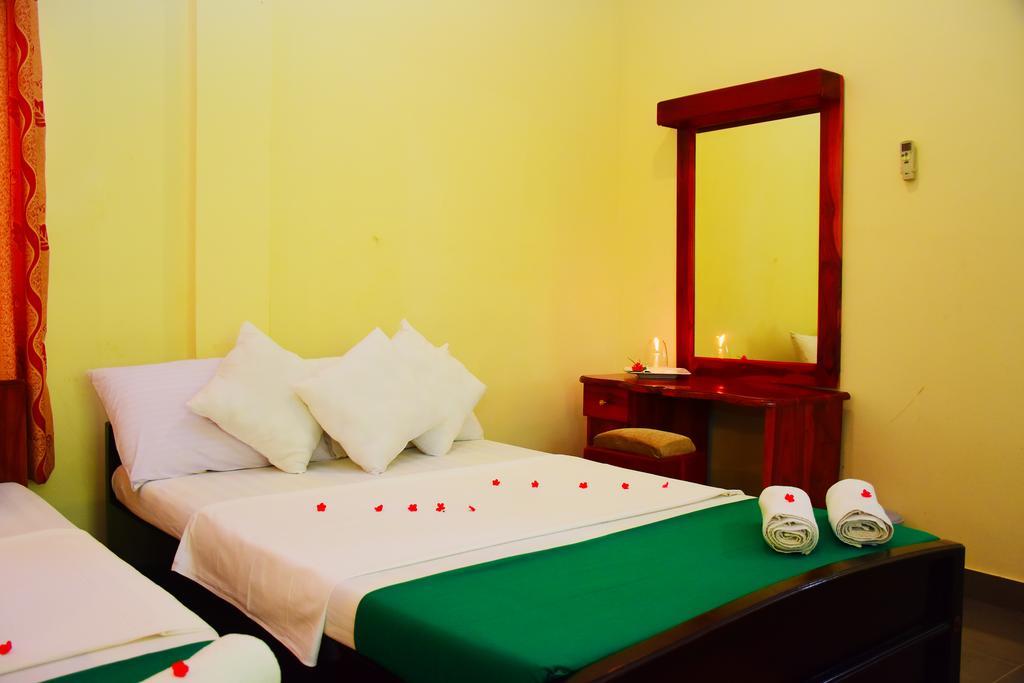 Mount View Hotel Polonnaruva Kültér fotó
